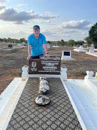 Does anyone remember Robert Huxley. Recently I visited Carmel and the  Towers and thought I would pay my respects. Rob was accidentally killed in  a car accident in Townsville in 1974. His