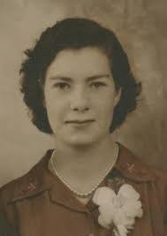 Christine Ellsworth's Instagram, Twitter & Facebook