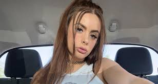Who is Allison Parker 22? Age, Career, Family, Net Worth, Bio 2024 - News  Center