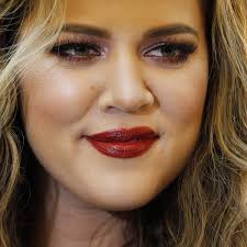 Khloé Kardashian beschuldigd van doorverkopen geleende jurk