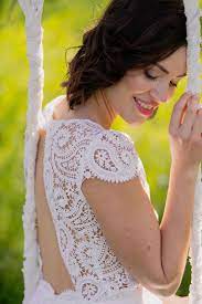 Maybe you would like to learn more about one of these? Kurzes Brautkleid Mit Tiefem Ruckenausschnitt Fleur L Claudia Heller