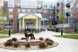 Hours may change under current circumstances 521 S Broadway Lexington Ky 40508 Apartments Lexington Ky Apartments Com