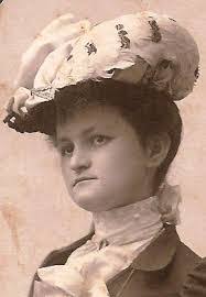 Maria Cottrell's Instagram, Twitter & Facebook