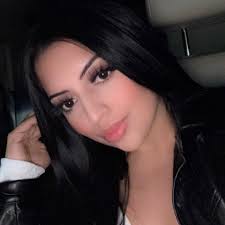 Profile for Kenia Araujo