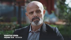 “Herkesin elinin, kolunun bağlı olduğu bir an vardır." Yeni fragman  yayında. , #HudutsuzSevda tüm bölümleriyle Disney+’ta!