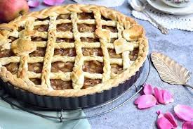 The First Written Apple Pie Recipe Goes Back To 1381 In England It Included Apples Figs Raisins Pears And A Pastry Shell But No Sugar Sugar Was Too Expens