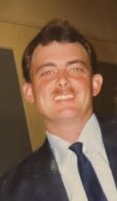 Benjamin Bragg's Instagram, Twitter & Facebook