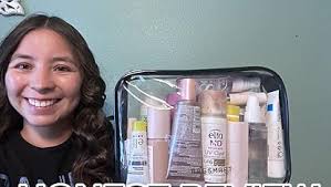 Amazon.com: BAGSMART TSA Approved Toiletry Bag, 2 Pack Clear Makeup  Cosmetic Bag Organizer, Quart Size Travel Bag for Toiletries, Carry-on  Travel Accessories Essentials, Green-2pcs : Beauty & Personal Care