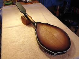 Bench Press: Stratton Guitars