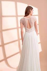 Die neusten trends aus der welt der brautkleider. Gefunden Bei Happy Brautmoden Brautkleid Hochzeitskleid Rembo Styling Rembo Tiefer Rucken Ruckenausschnitt Spitze Brautmode Braut Fliessende Brautkleider
