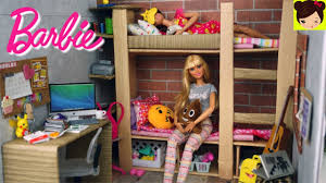 Los mejores juegos de barbie gratis están en minijuegos. Barbie Rutina De La Manana En Dormitorio De Escuela Video Jugando Con Munecas Youtube