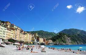 Lisbon isn't renowned as a beach destination, but there are a surprising number of sandy spots very close to the city. Strand Von Camogli Kleines Fischerdorf In Der Nahe Von Genua Italien Lizenzfreie Fotos Bilder Und Stock Fotografie Image 19851449