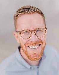 Greg Rucker's Instagram, Twitter & Facebook