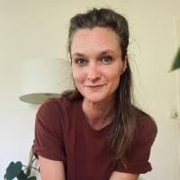 100+ ملفًا شخصيًا يحتوي على “Heyer”