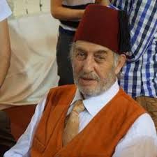 Kadir mısıroğlu diye bir adam var. Kadir Misiroglu Ve Ataturk Uludag Sozluk