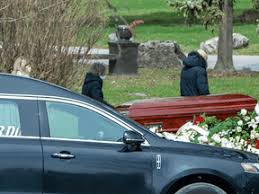 We offer our clients the luxury of an indoor showroom. Funerals By Zoom How Covid 19 Is Changing Death As Well As Life In Canada National Post