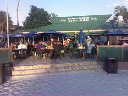 Lani kai is known year round, as party central on fort myers beach and a popular spot for spring breakers to congregate. Pinchers Fort Myers Beach 6890 Estero Blvd Menu Preise Restaurant Bewertungen Tripadvisor