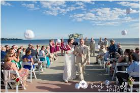Easton S Beach Rotunda Rhode Island Wedding Rhode Island Wedding Beachside Wedding Ceremony Beachside Wedding