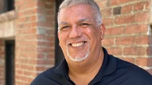 Social, newsletters, free e-books. How to spread the word everywhere