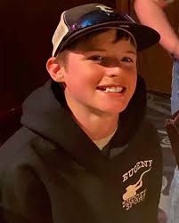 Iowa farmers help injured friend with harvest