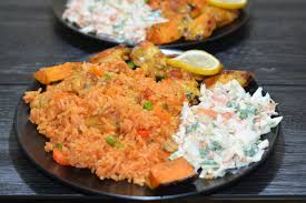 One can cook jollof rice with red oil: Taste Of African Pot In Barcelona Lunch In Santa Coloma De Gramenet Spain Eatwith