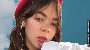 Seguro que ni la propia plataforma esperaba que fuese a arrasar de esa manera, aunque confianza en ella sí tenía, pues pronto anunció que la segunda tanda de episodios iba a. Ella Es Ximena Lamadrid Sara En Quien Mato A Sara Serie De Netflix