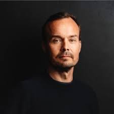 Caris welcomes Dr. George Sledge, Jr. as Chief Medical Officer. Dr. Sledge  brings over 30 years of oncology research and practice experience to the  company and will oversee medical affairs, research,… |