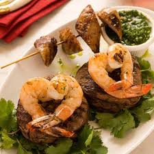 Recipes, menus, and ideas for valentine's day dinner. 30 Romantic Dinner Recipes To Make For Valentine S Day Valentines Day Dinner Valentines Food Valentines Day Food
