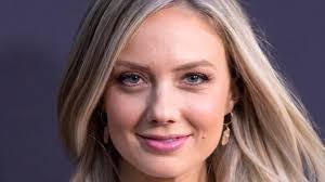 Abby Newman's Instagram, Twitter & Facebook