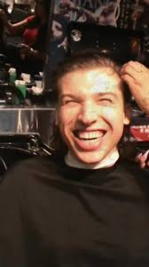 🎁Need a last-minute gift? The Floyd's Gift Card is sure to please! 💳  Purchase in-shop or send an e-gift Card ➡️  www.floydsbarbershop.com/store/floyd-s-99-store #floydsgiftcard  #lastminutegifts