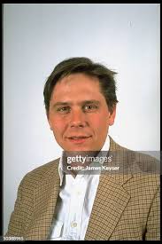 64,998 Larson Photos & High Res Pictures