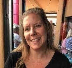 Keri Cleveland's Instagram, Twitter & Facebook