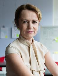 5 things women leaders should stop doing. TODAY.