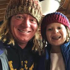 I'm 66 today 🎂☺ happy birthday to me I guess 🤗 I'll hunt you if I must.  Where are you from? 👀