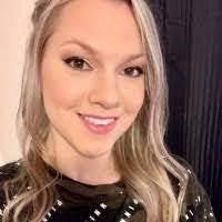 Stacie Coyle's Instagram, Twitter & Facebook