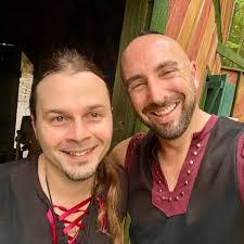 Dan Samudio's Instagram, Twitter & Facebook