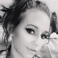 Jessica Gambill's Instagram, Twitter & Facebook