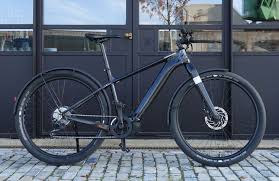 Der Neueste Und Starkste Bosch Antrieb Die Moglichkeit Zwei Akkus Gleichzeitig Zu Betreiben Grosse 29 Zoll Rader Mit Fahrraddesign Fahrrad Design Schutzblech