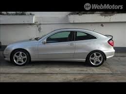 Mercedes Benz C 230 K 2 3 Kompressor Sport Coupe Gasolina 2p Automatico Webmotors 11850385 Mercedes Benz Carros Mercedes C230