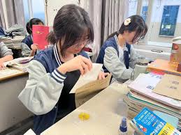 朱院长向学院赠书-清华大学的【成人】阅读推荐