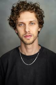 Biography author matching "alexandre" (Sorted by Popularity Ascending)