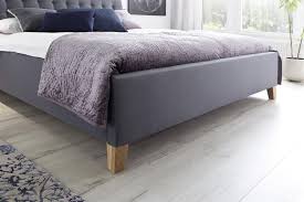 Während klassische betten aus einem rahmen, einem lattenrost und einer matratze. Polsterbett Bett Doppelbett Dennis 180x200 Kaufland De