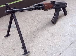 It is the leading producer of firearms in serbia and is a large contributor to the local defense industry. Puskomitraljez M72ab1 Zastava Jugoslovenska Narodna Armija ÙÙŠØ³Ø¨ÙˆÙƒ