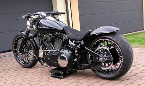 The breakout will be offered in a hard candy custom metal flake colour quicksilver flake. Harley Davidson Breakout Harley Davidson Knucklehead Harley Davidson Wallpaper Harley Davidson Motorcycles