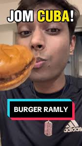 Burger RAMLY! First time cuba, dah terpikat! Sedap lain macam 🤤 #burger  #burgerramly #burgermurah #burgersedap #burgermalaysia #makan #makanan  #makananviral #makanansedap #klfoodie #foodiemalaysia