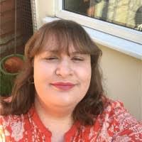 Laurie Edmonds's Instagram, Twitter & Facebook