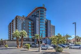 Mardi Gras Hotel Casino Las Vegas Convention Center Embassy Suites By Hilton Convention Center Las Vegas Offers A Comfortable Setting While In Las Vegas It Also Provi Las Vegas Hotels Embassy Suites Vegas Hotel