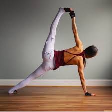 10 Insane Yoga Poses You Wish You Could Strike Yoga Poses Advanced Difficult Yoga Poses Yoga Poses