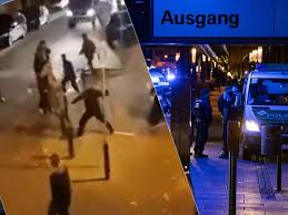Mittlerweile wird gegen zwei abgeordnete ermittelt. Demo Eskaliert Schlagerei Zwischen Turken Und Kurden Deutschland Vol At