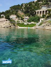 Plage D Ensues L Eau Limpide Laisse Apercevoir Les Fonds Marins Et Les Poissons Paradisiaque Voyage Sud Marsei Plage Marseille Marseille Paysage France